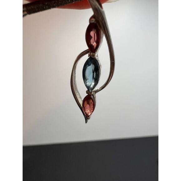 NEW Garnet and blue topaz sterling silver bypass pendant - Picture 6 of 6